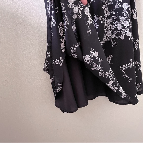 Elle Floral Black Dress - Picture 4 of 12